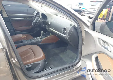 2015 Audi A3 2.0T Premium из США, поврежденный, VIN WAUBFGFF4F1121111